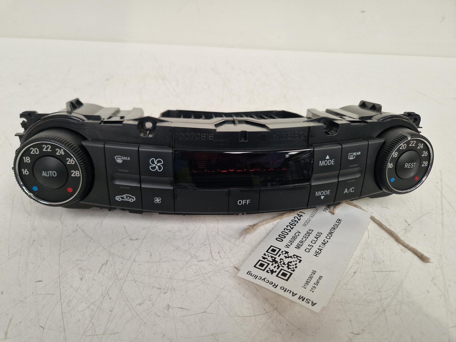 View Auto part Heater/AC Controller Mercedes Cls Class 2010