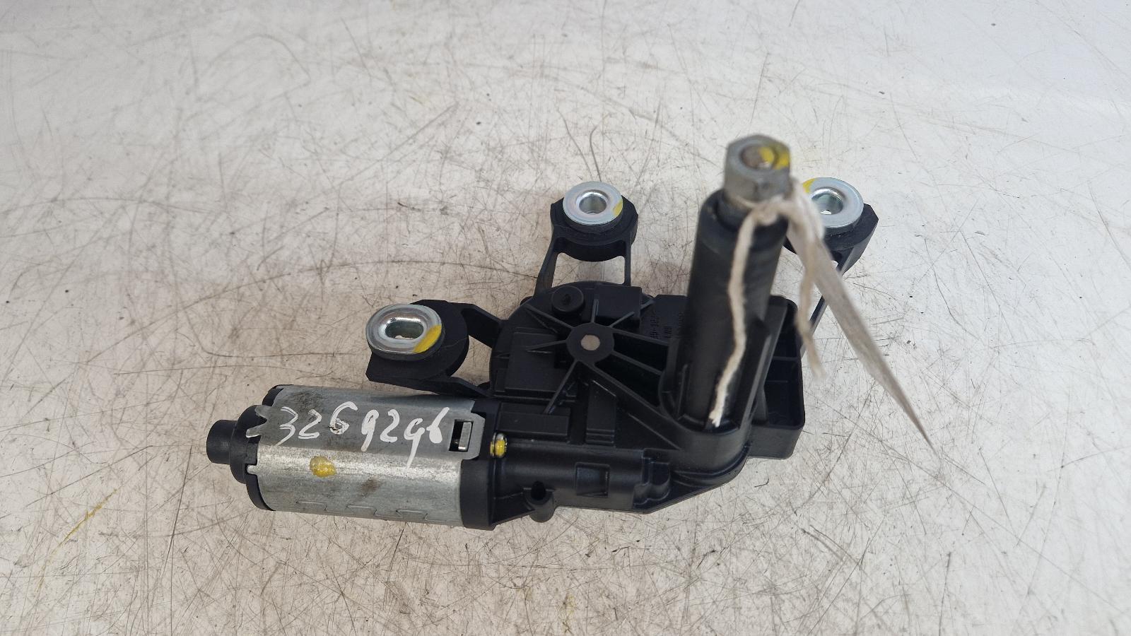 View Auto part Wiper Motor Rear Land Rover Freelander 2012