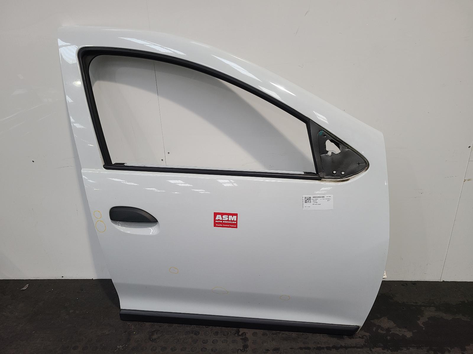View Auto part R Front Door Dacia Logan 2017