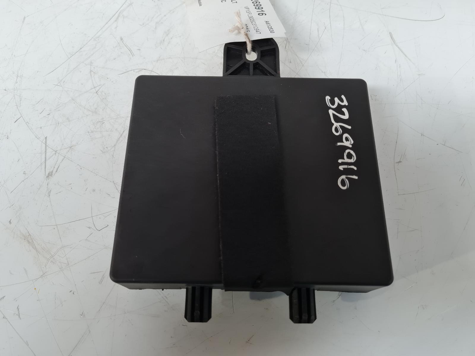 View Auto part ECU Renault Trafic 2015