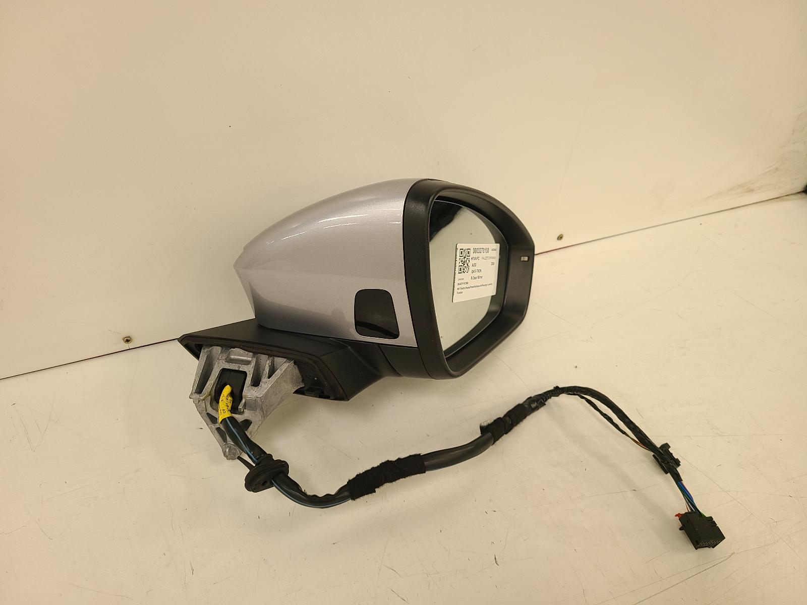 View Auto part R Door Mirror Audi Q4 E-tron 2024