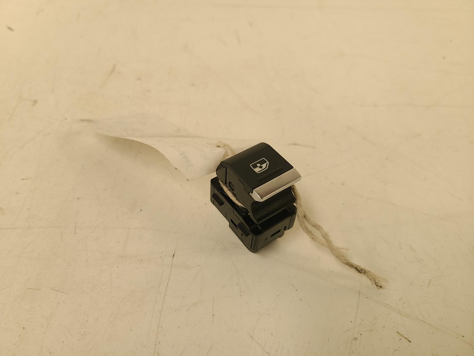 View Auto part Elect. Window Switch Audi Q4 E-tron 2024