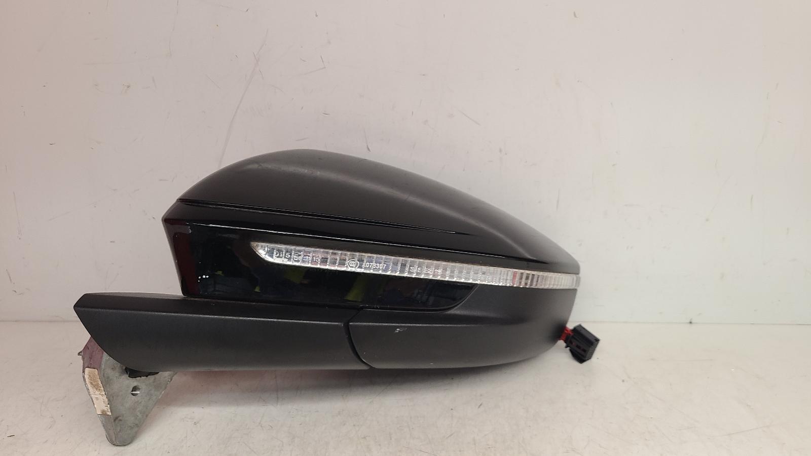 View Auto part L Door Mirror Audi Q4 E-tron 2024