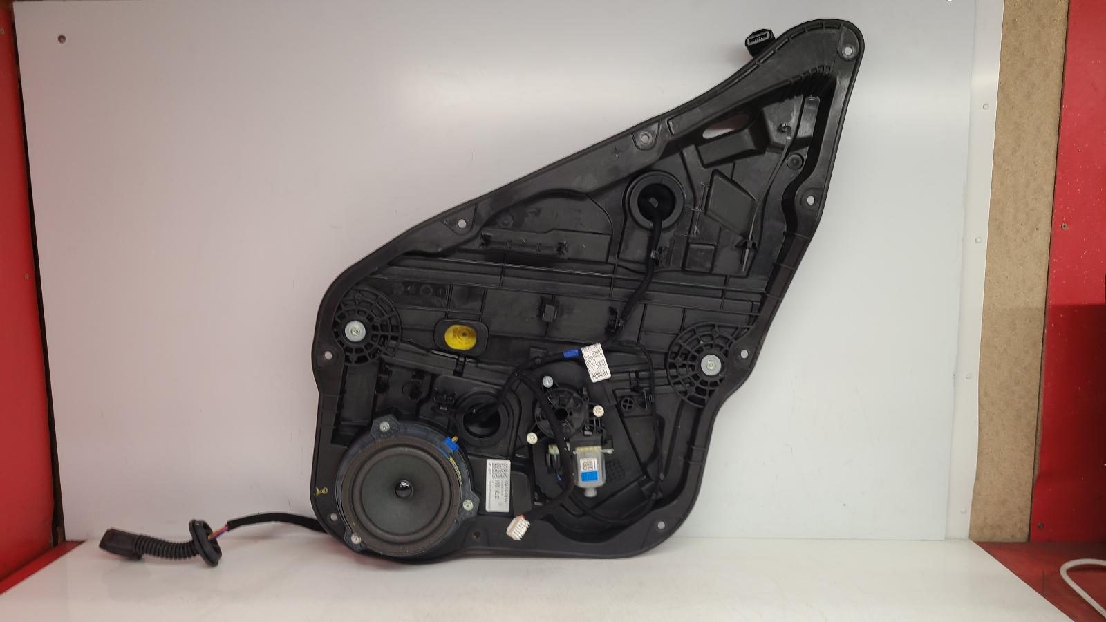 View Auto part LR Window Regulator Kia Niro 2023