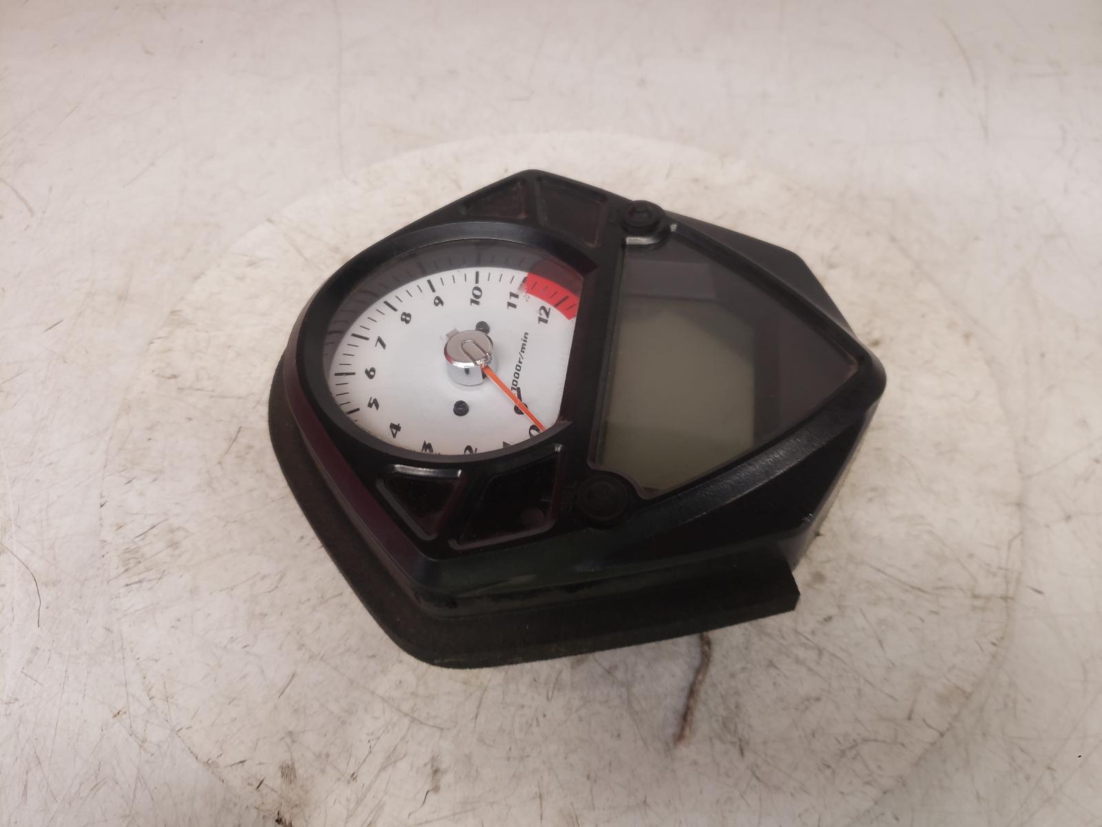 View Auto part Speedometer Suzuki Sv650 2010