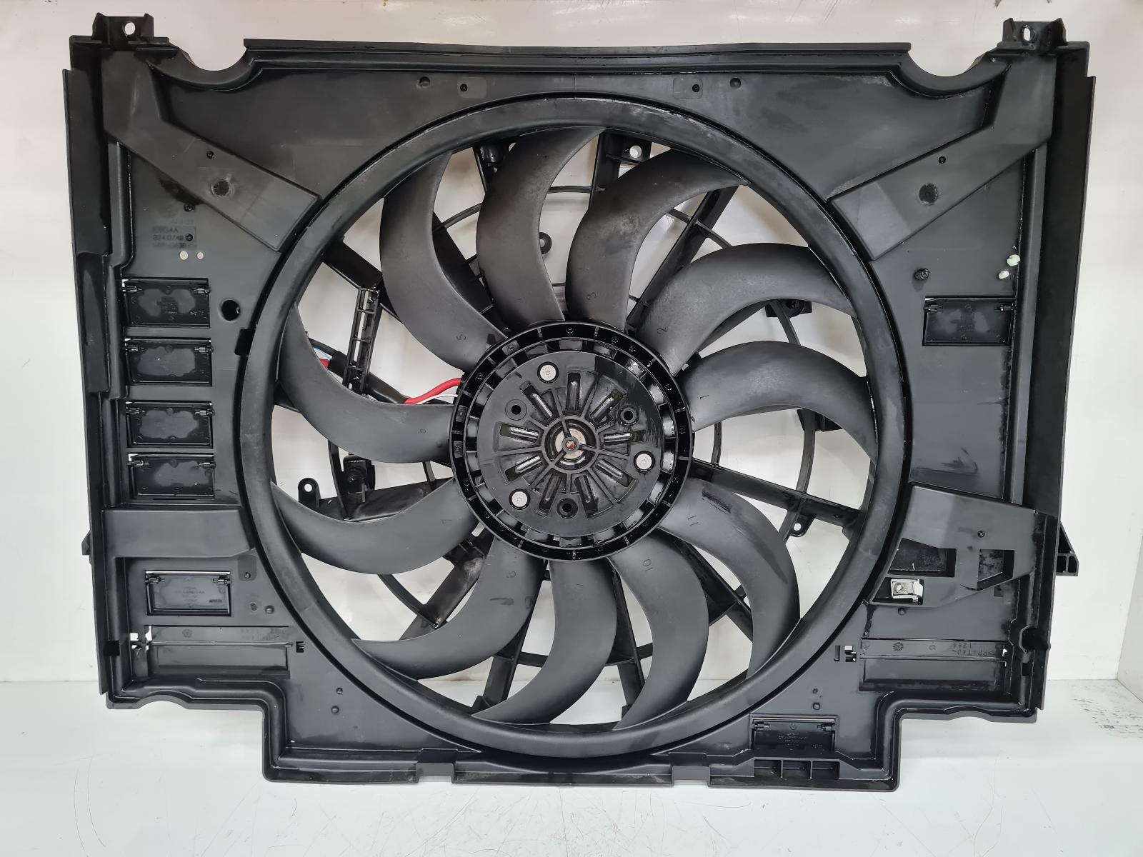 View Auto part Engine Cooling Motor Jaguar F-pace 2024