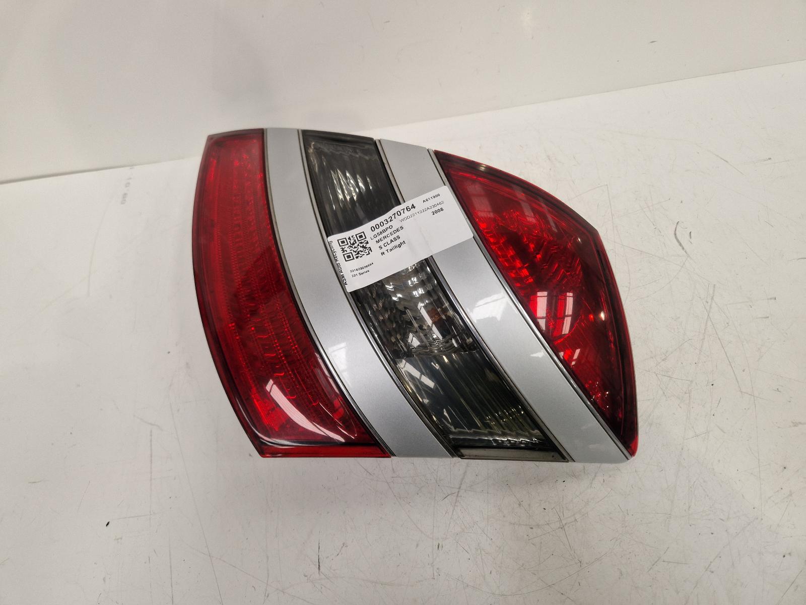 View Auto part R Taillight Mercedes S Class 2008