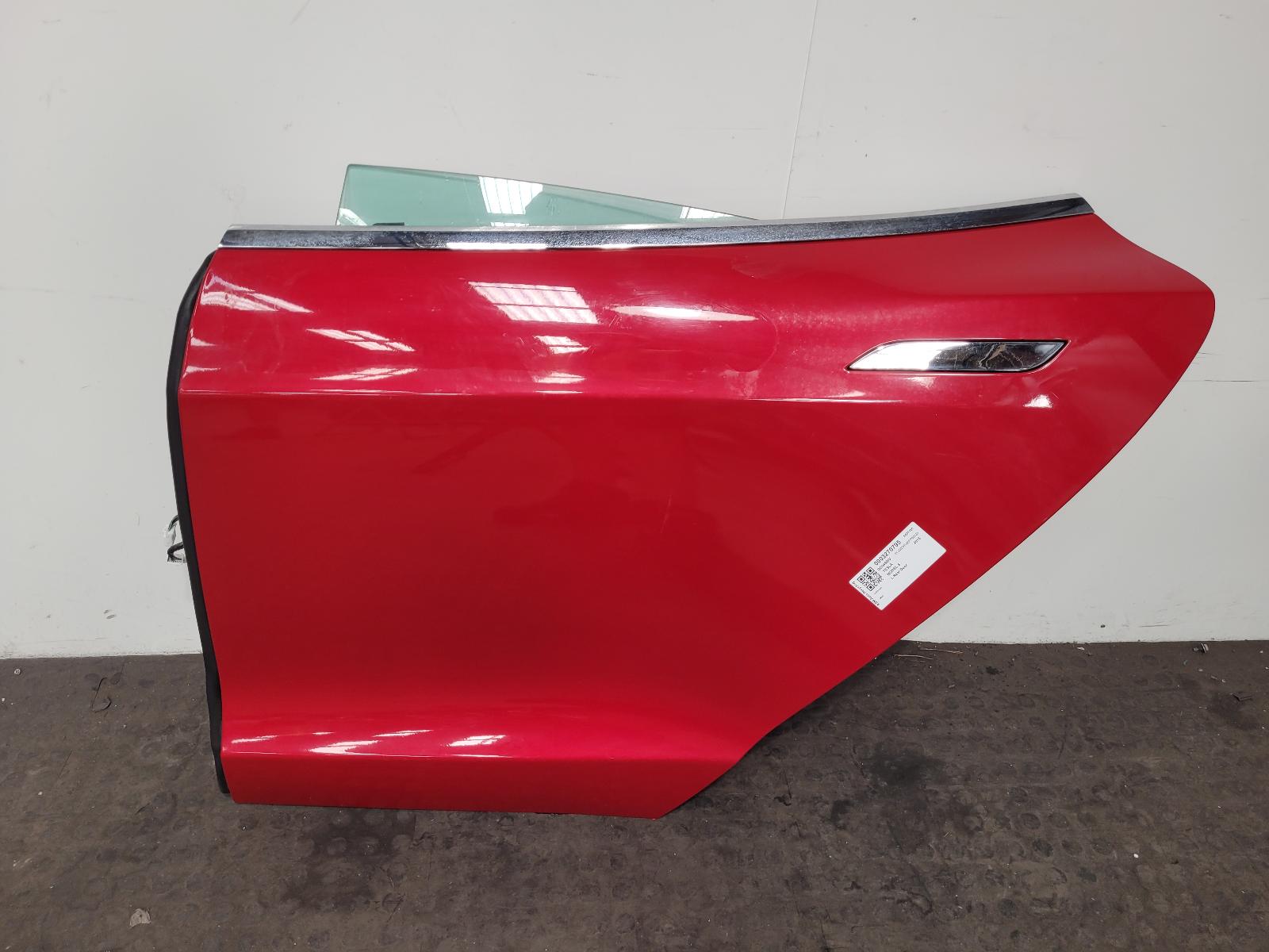 View Auto part L Rear Door Tesla Model S 2015
