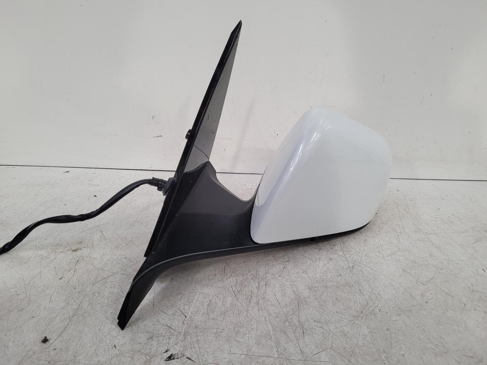 View Auto part L Door Mirror Tesla Model Y 2022