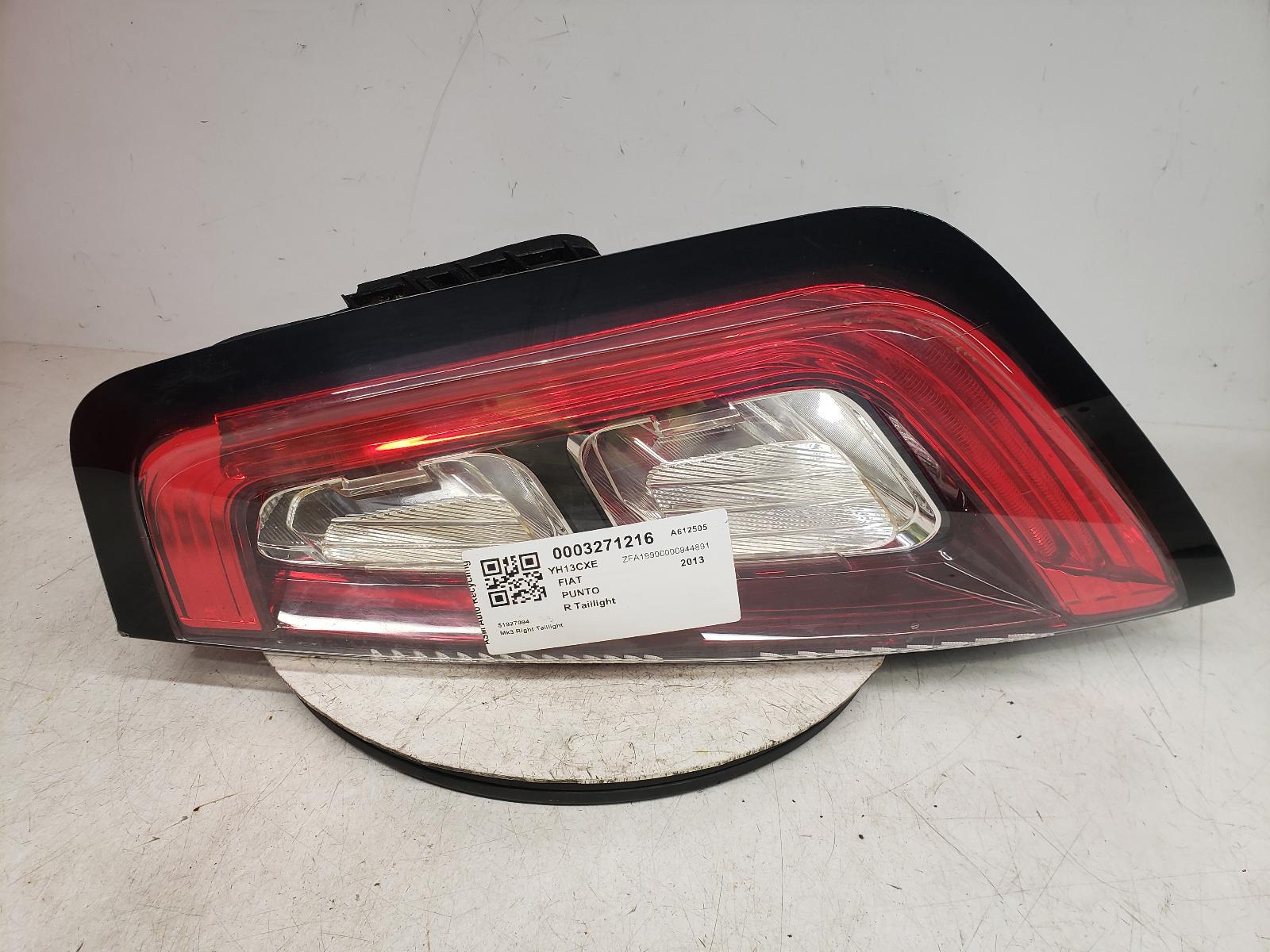 View Auto part R Taillight Fiat Punto 2013