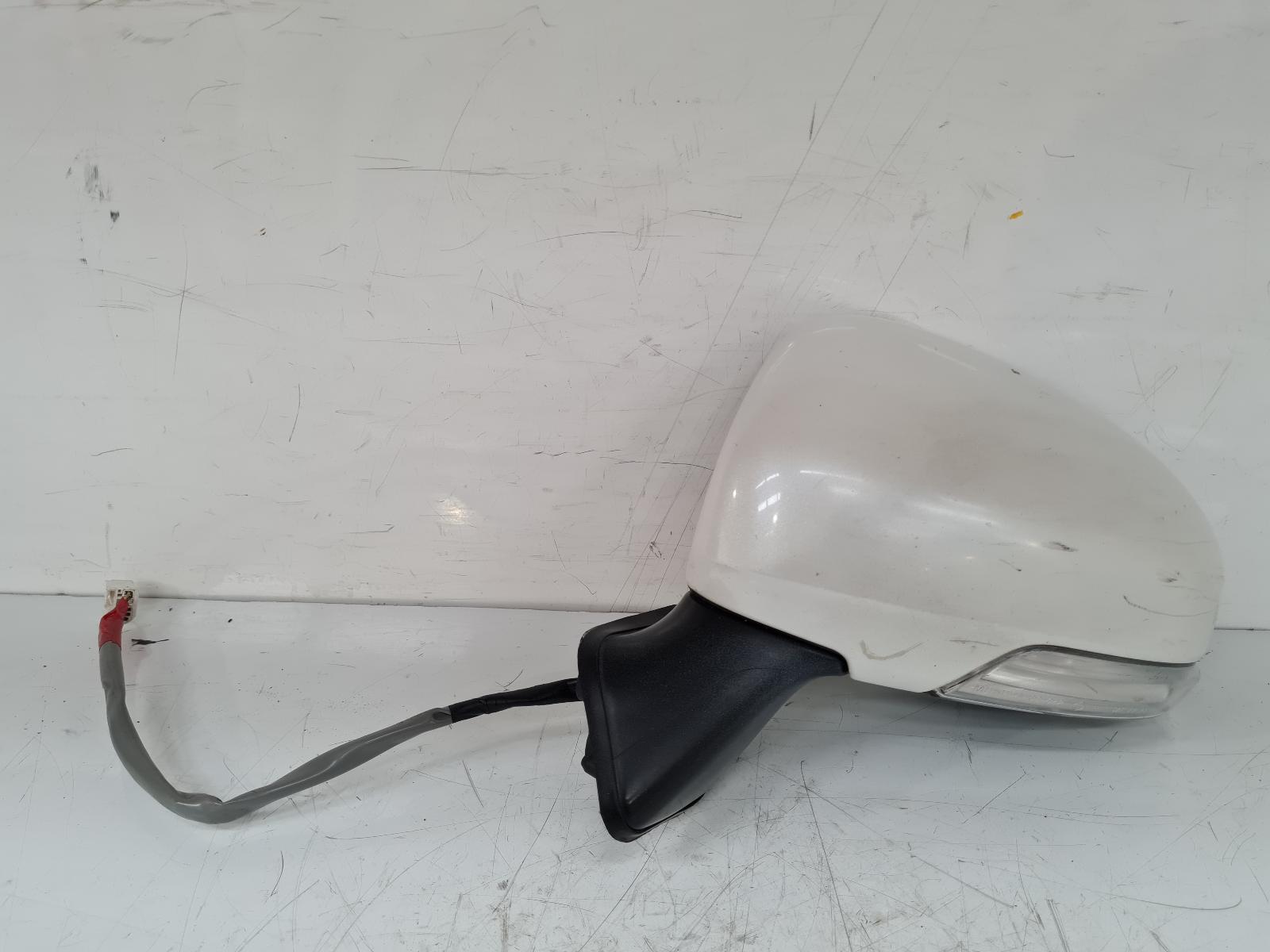 View Auto part L Door Mirror Toyota Prius 2011