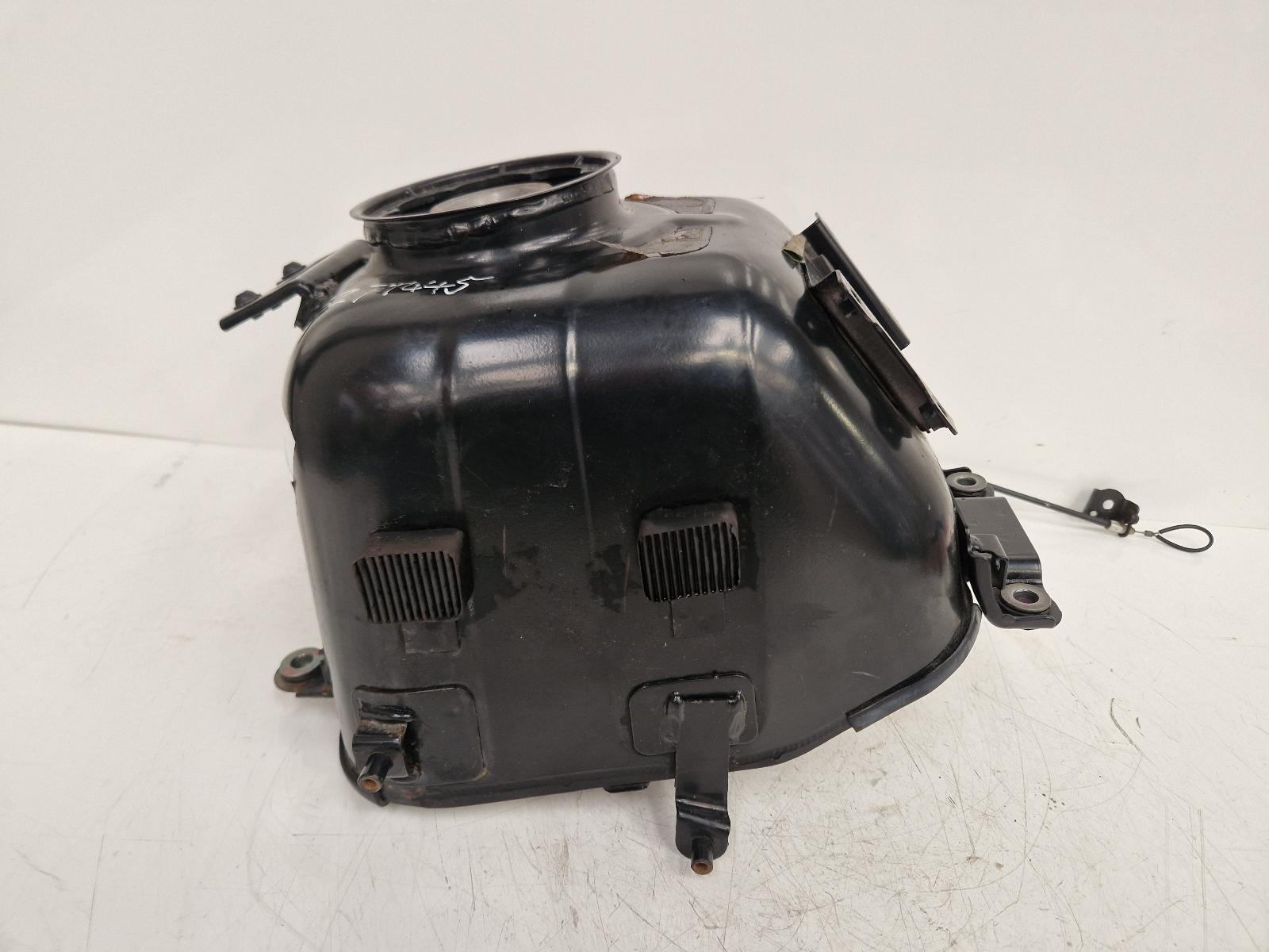 View Auto part Fuel Tank Ktm Rc 125 2019