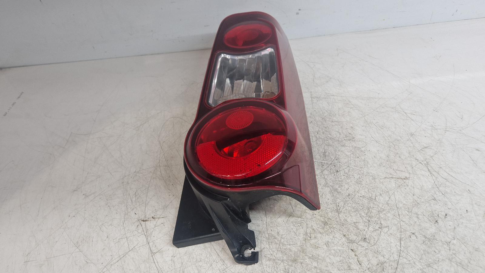View Auto part R Taillight Citroen Berlingo 2016