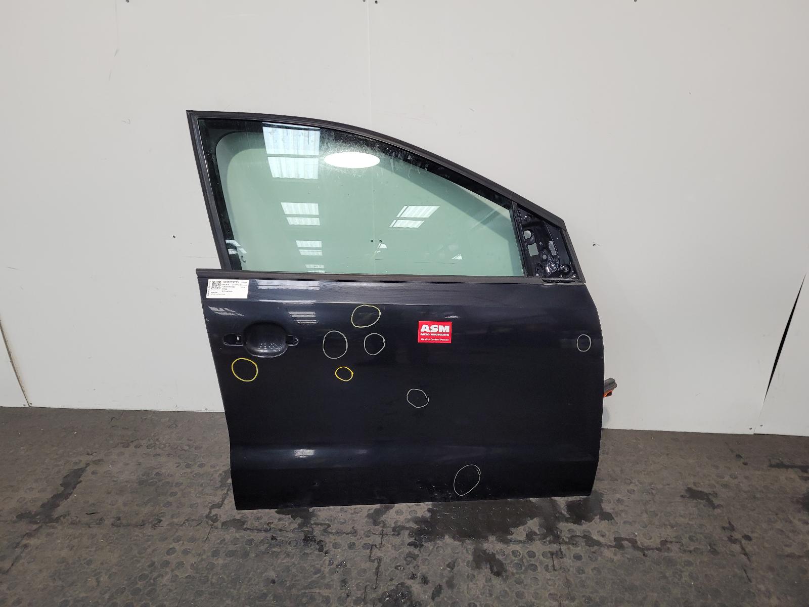 View Auto part R Front Door Volkswagen Polo 2013