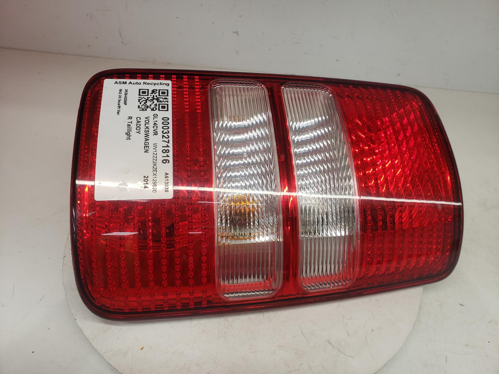 View Auto part R Taillight Volkswagen Caddy 2014