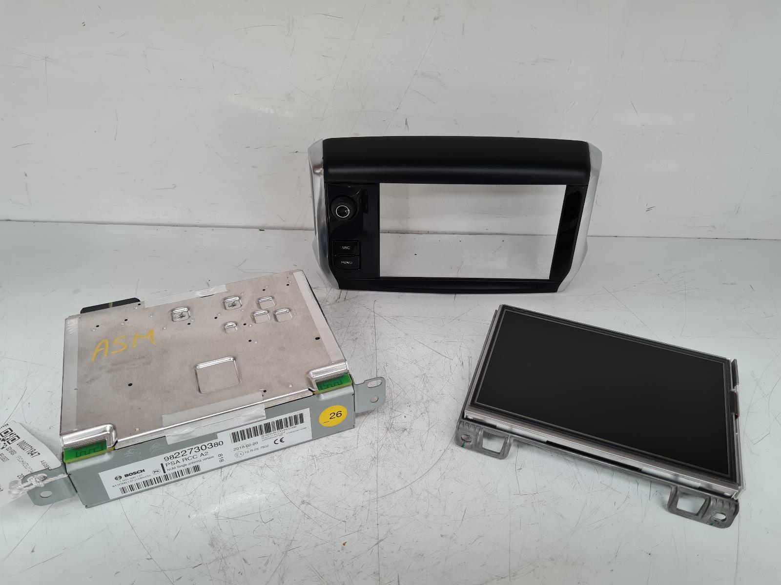 View Auto part A/V Equipment Peugeot 2008 2018