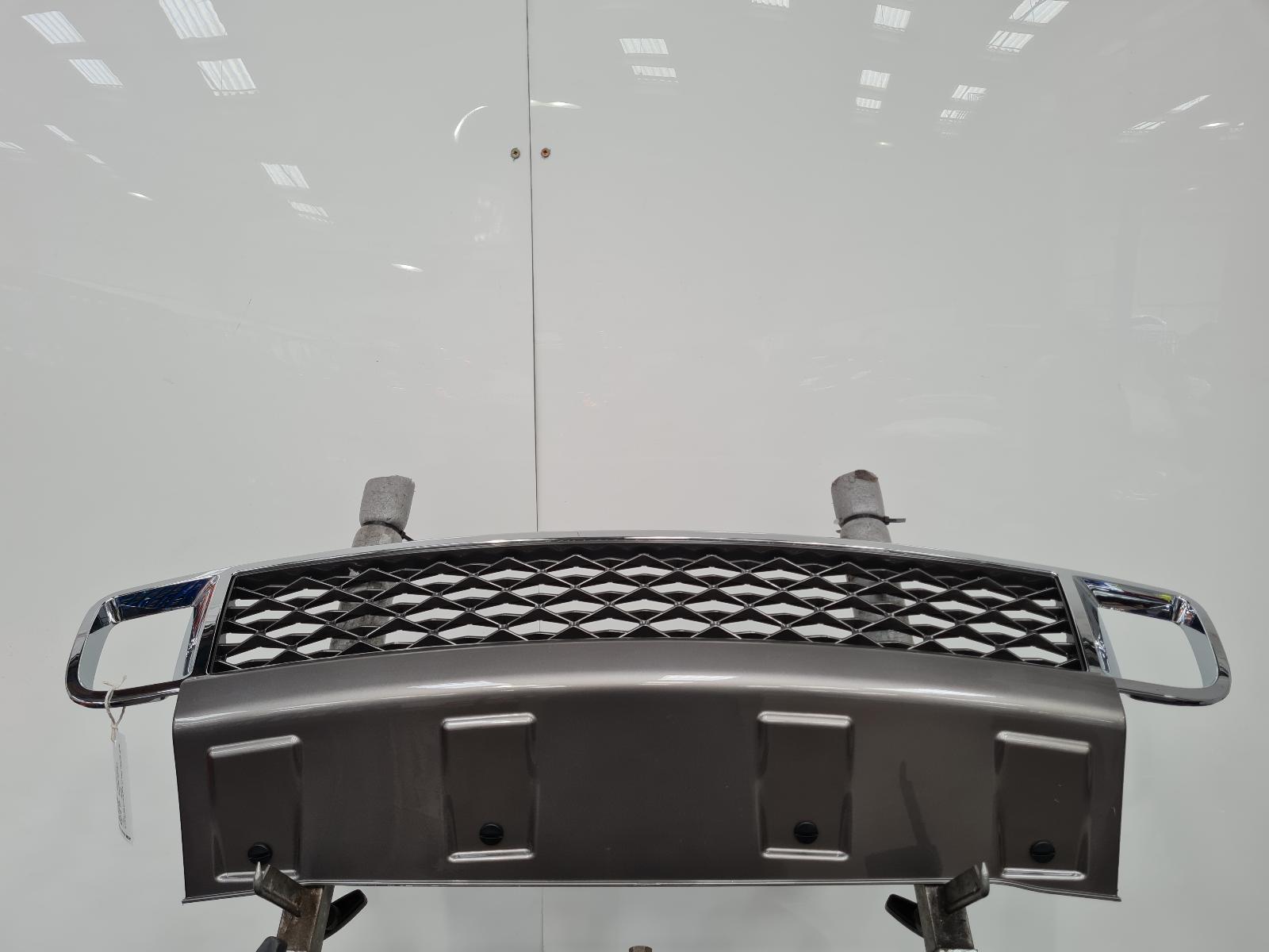 View Auto part Grille Land Rover Range Rover 2010
