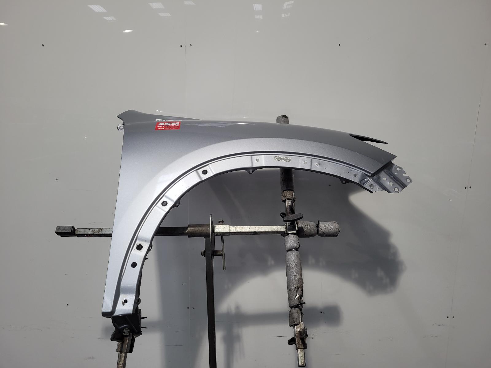 View Auto part R Wing Mazda Cx-5 2015