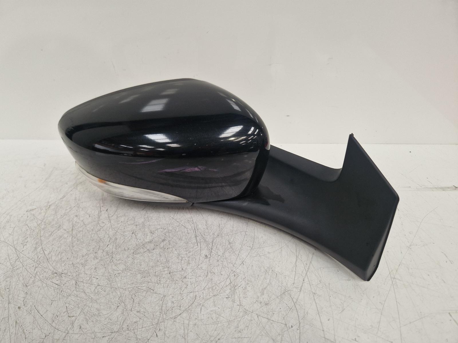 View Auto part R Door Mirror Renault Zoe 2016
