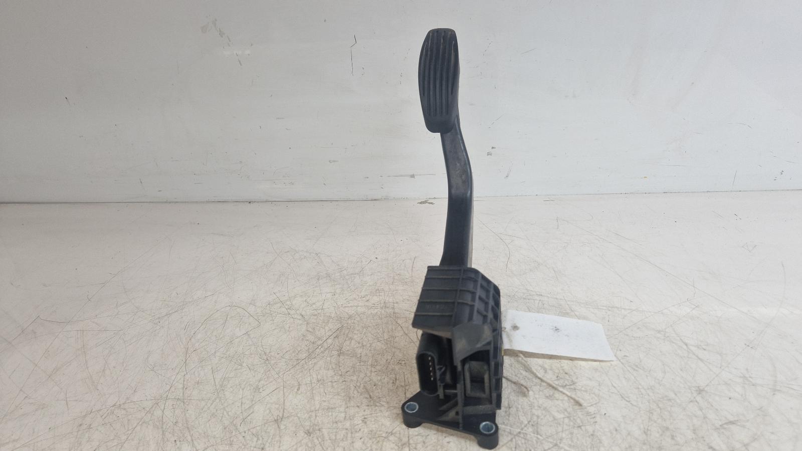 View Auto part Pedal Potentiometer Fiat 500 2012