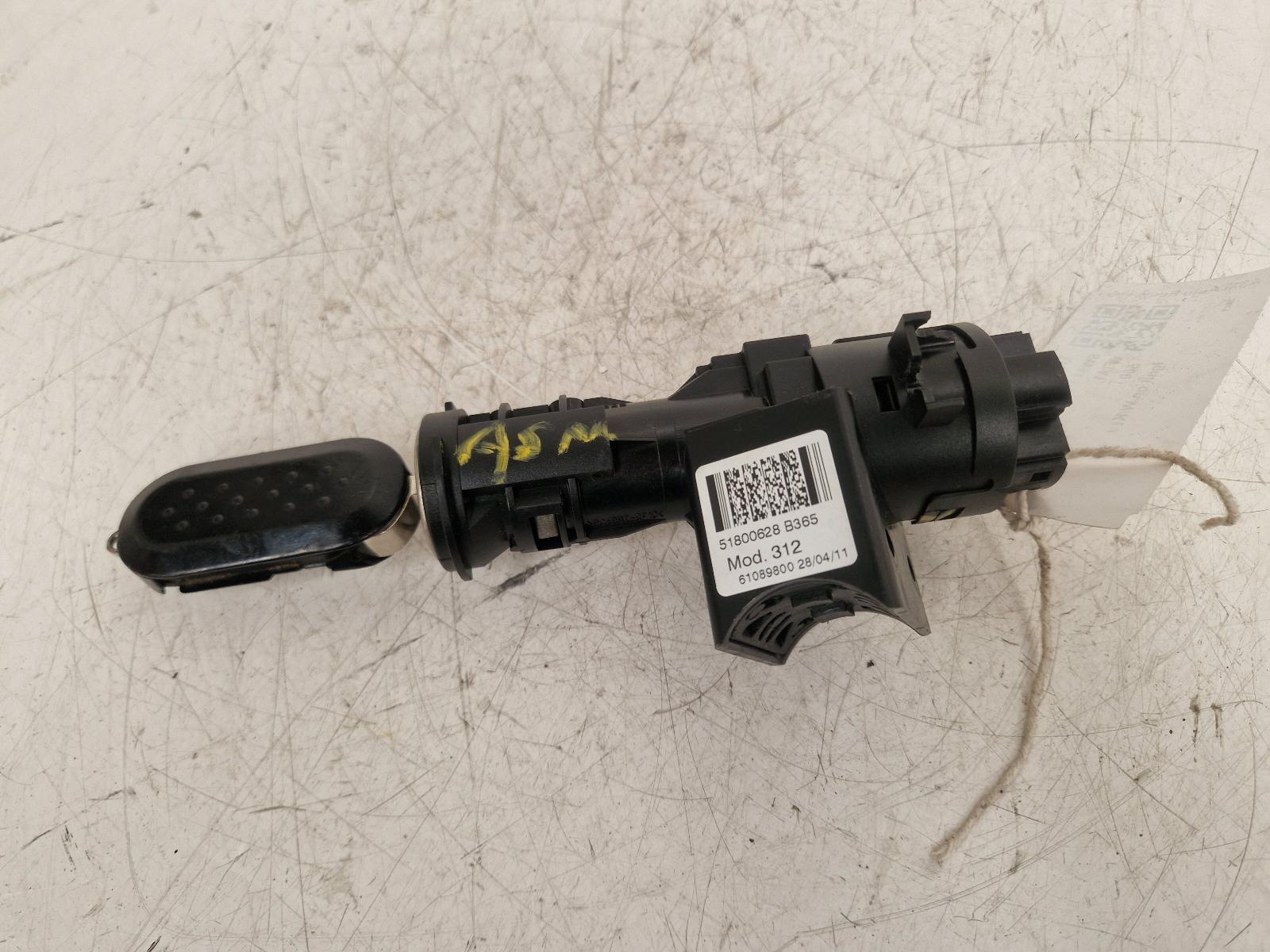 View Auto part Ignition W/Key Fiat 500 2012