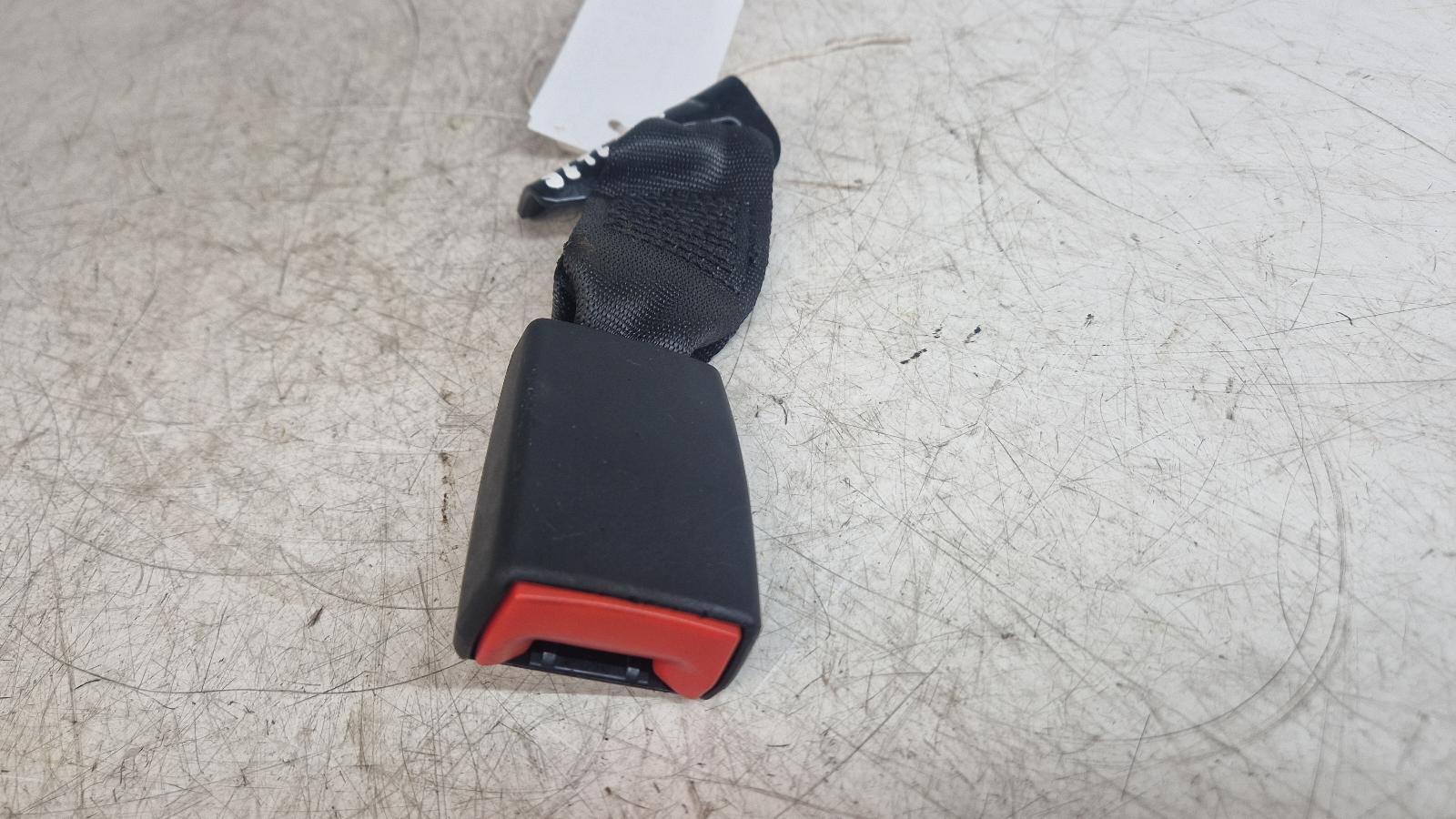 View Auto part Seat Belt Fiat 500 2012