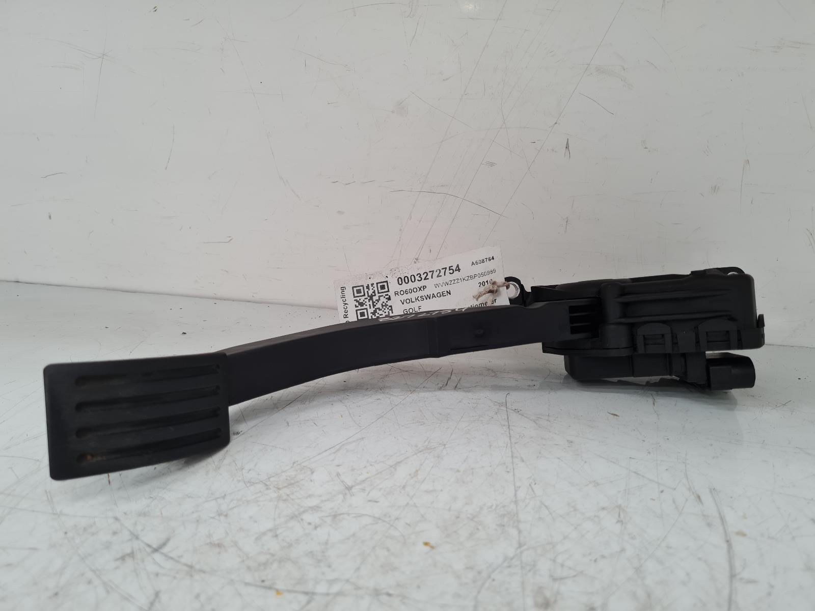 View Auto part Pedal Potentiometer Volkswagen Golf 2010