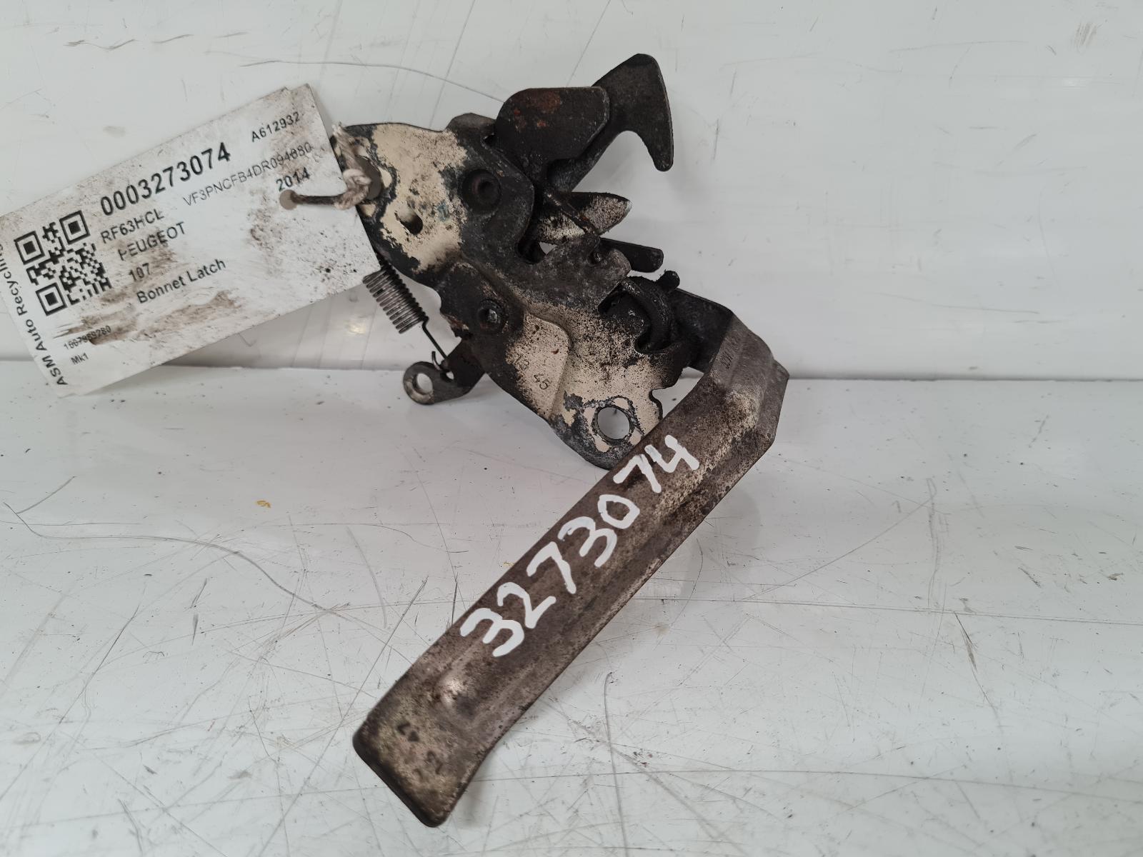 View Auto part Bonnet Latch Peugeot 107 2014