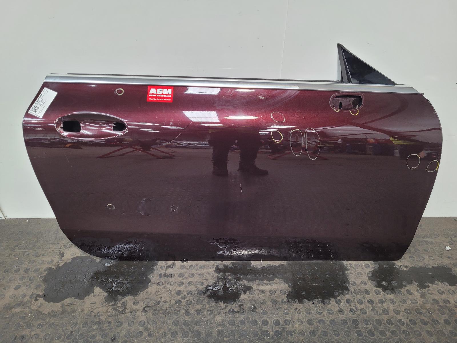 View Auto part R Front Door Mercedes E Class 2019