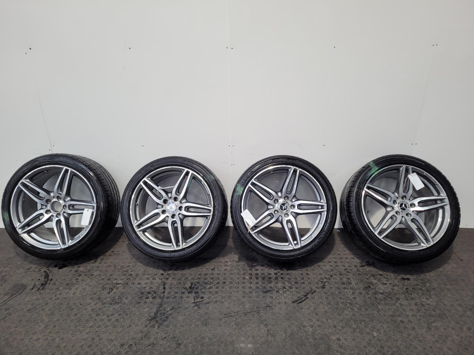 View Auto part Wheel Set Mercedes E Class 2019