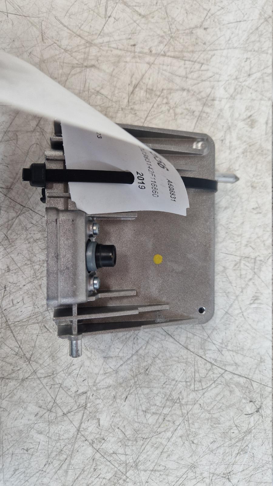View Auto part Camera Mercedes E Class 2019