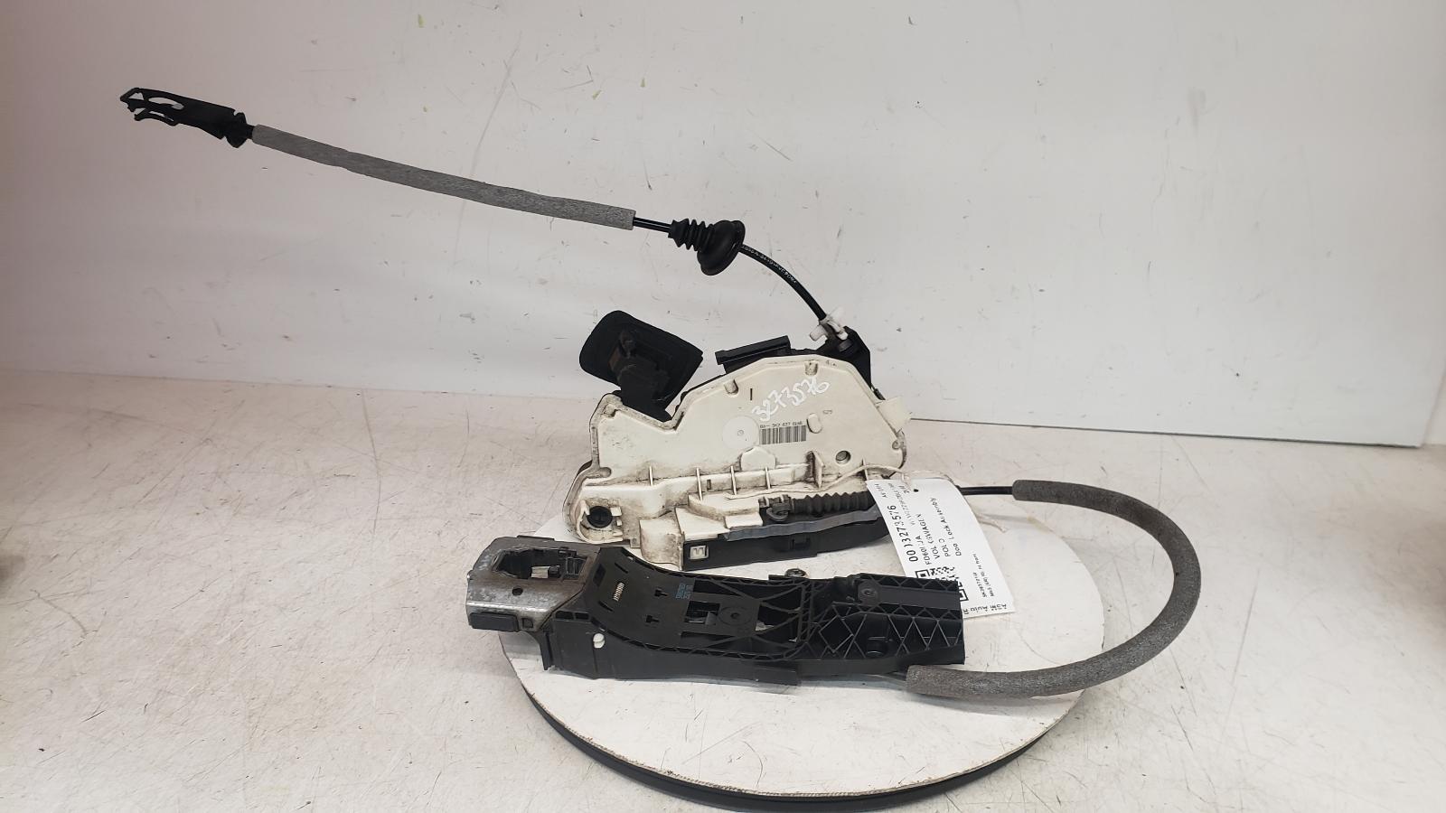 View Auto part Door Lock Assembly Volkswagen Polo 2010