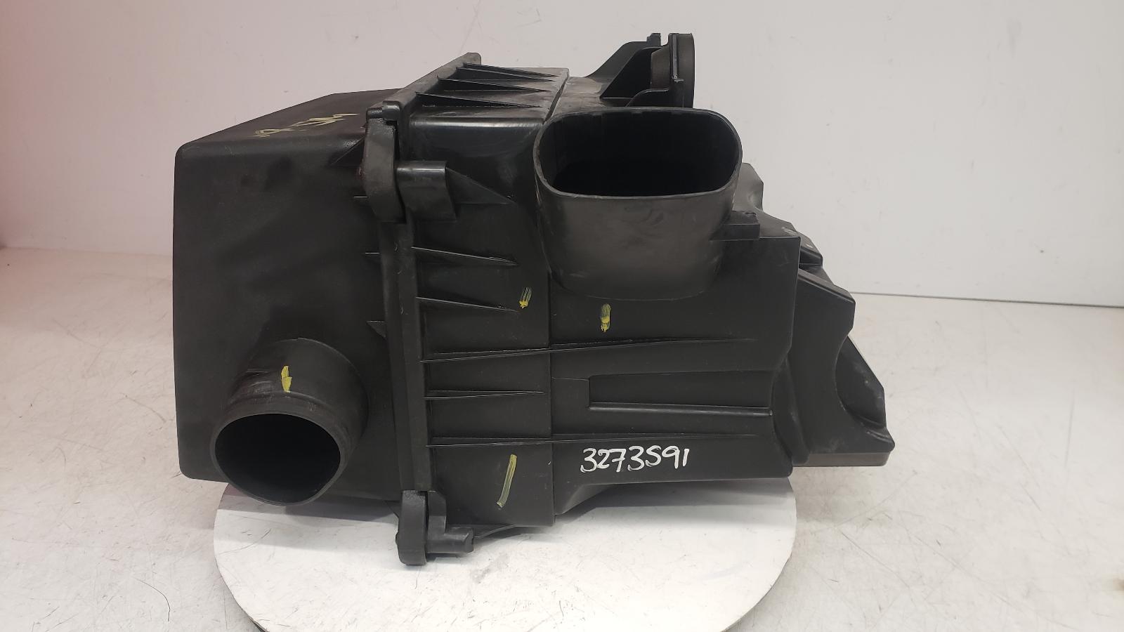 View Auto part Air Cleaner/Box Volkswagen Polo 2010