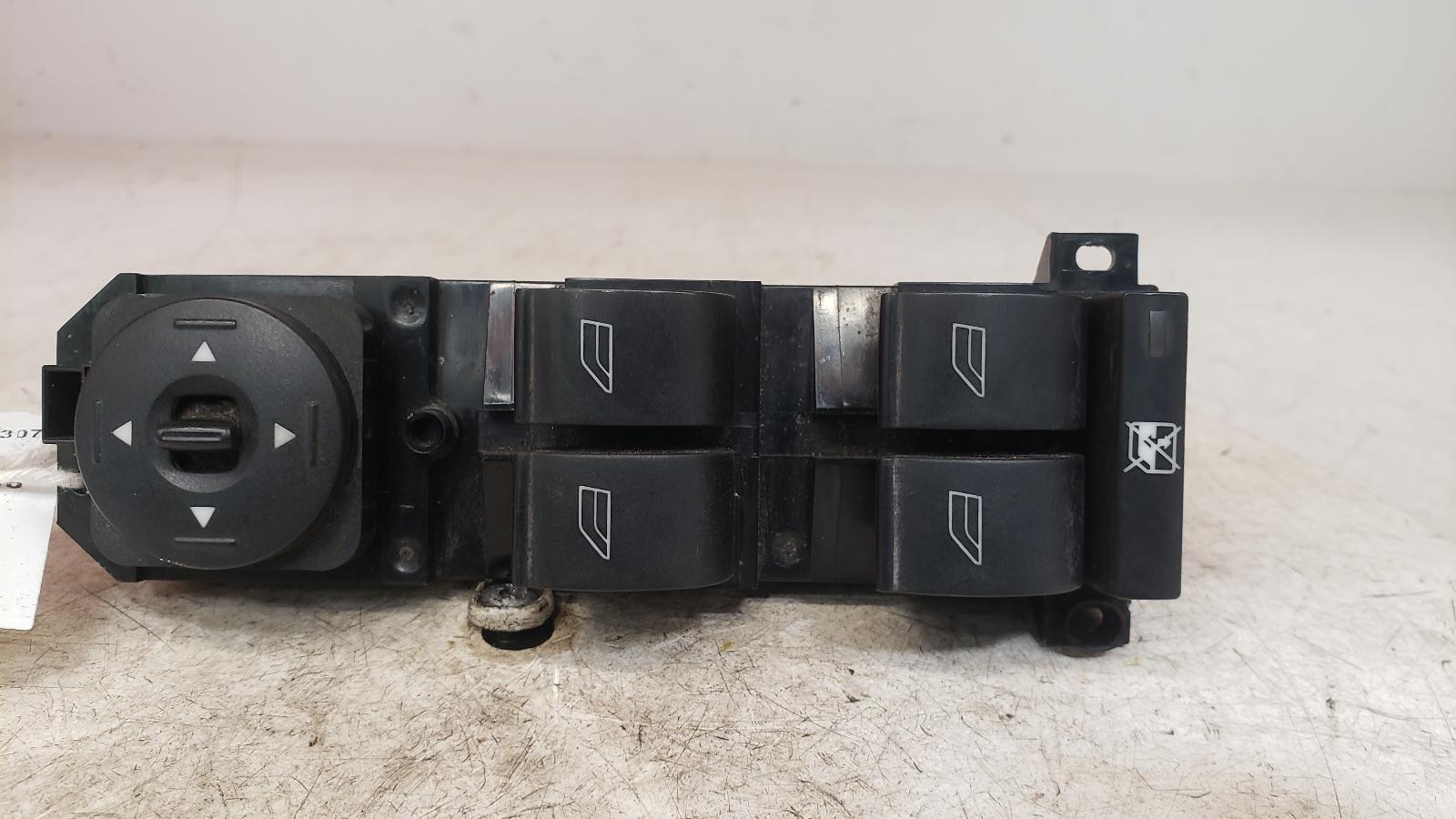 View Auto part Elect. Window Switch Ford Focus 2008