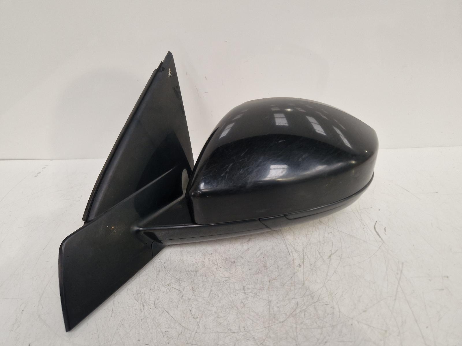 View Auto part L Door Mirror Land Rover Discovery Sport 2015