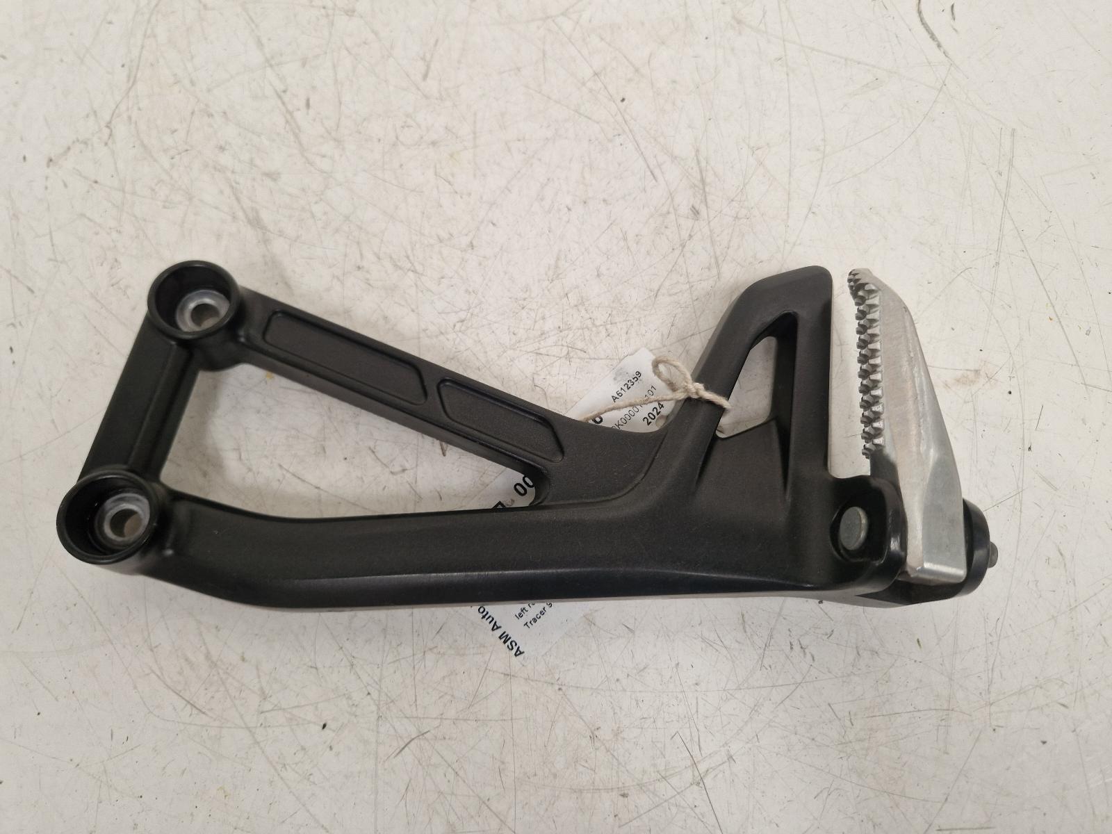 View Auto part Left Footrest Yamaha Tracer 9 Gt 2024