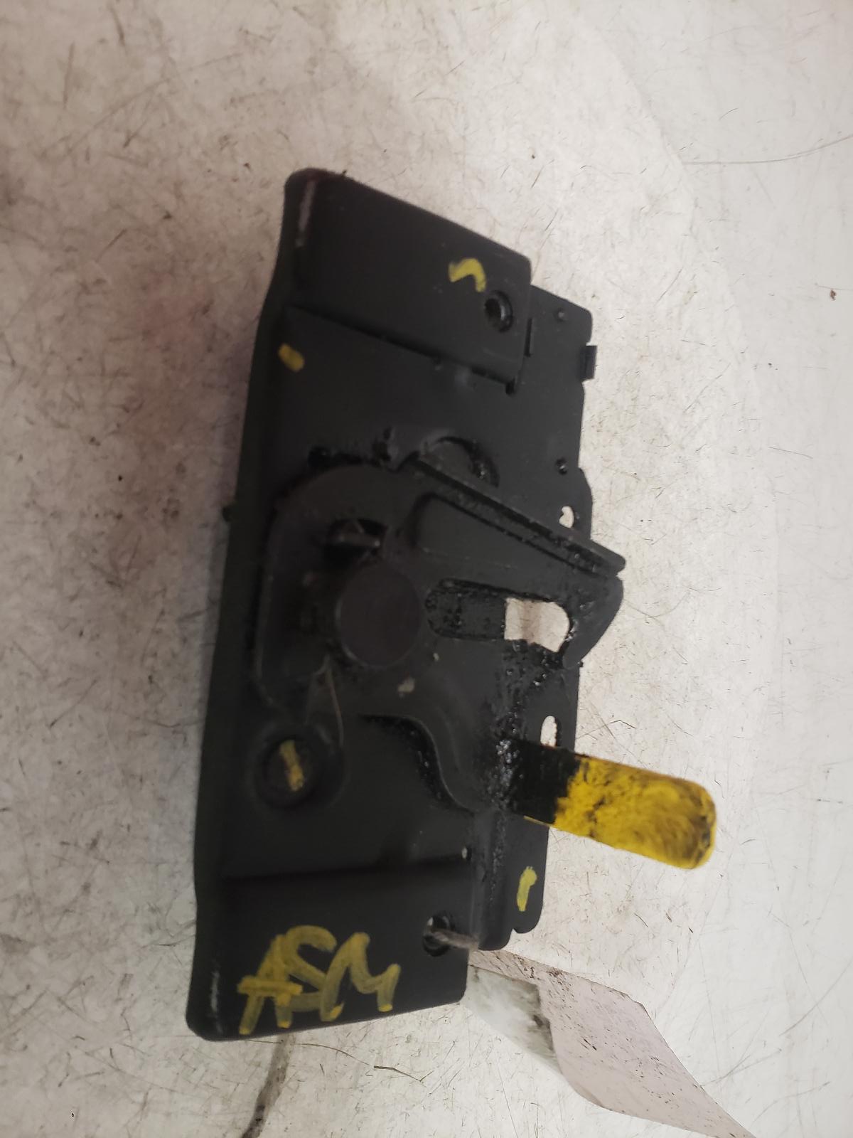 View Auto part Bonnet Latch Ford Fiesta 2011