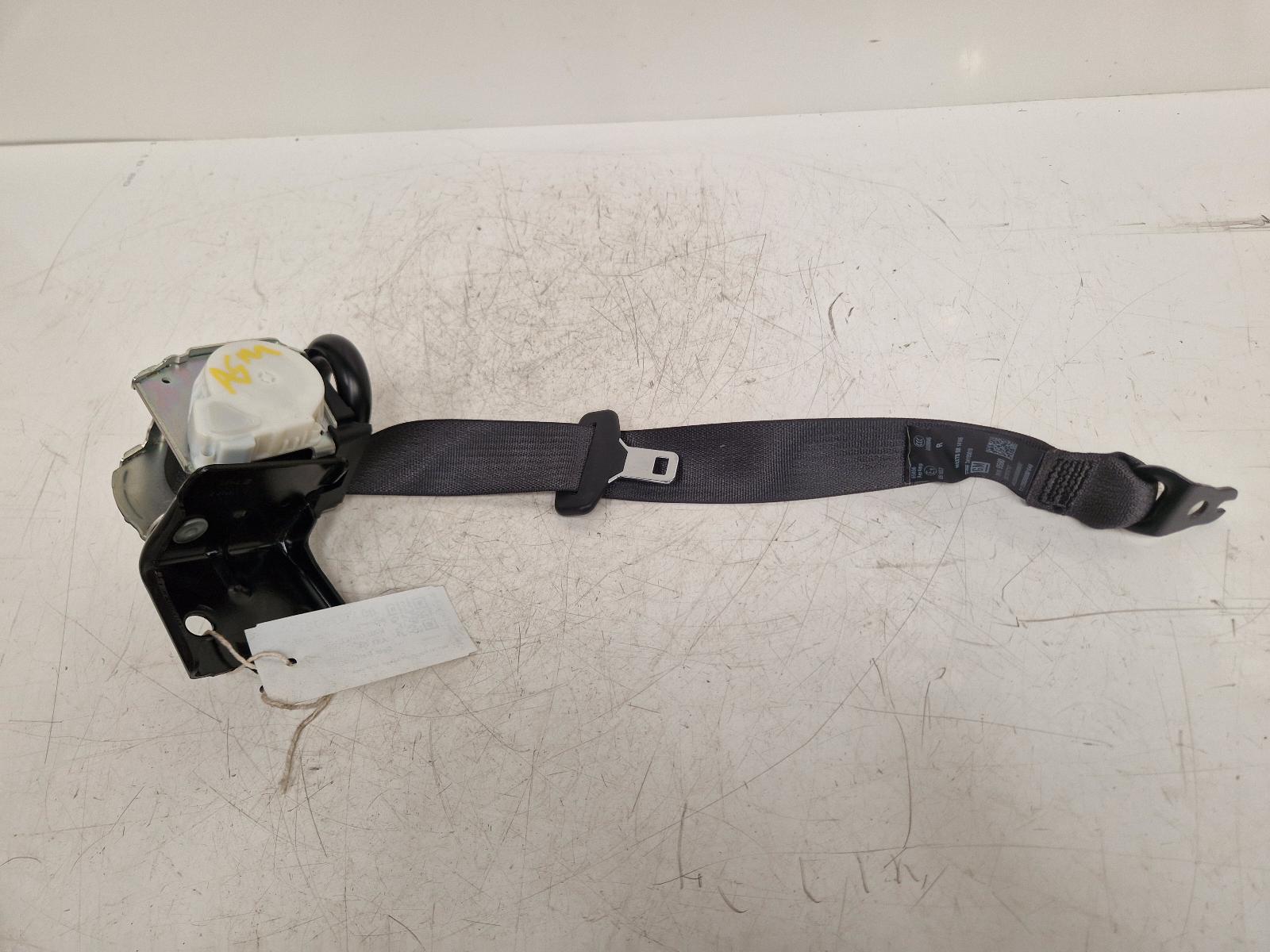 View Auto part Seat Belt Vauxhall Astra 2017