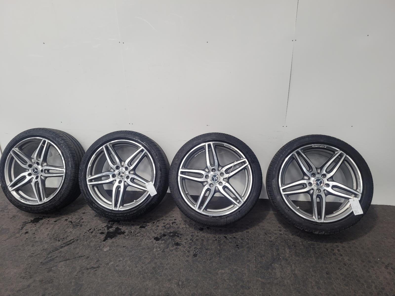 View Auto part Wheel Set Mercedes E Class 2019