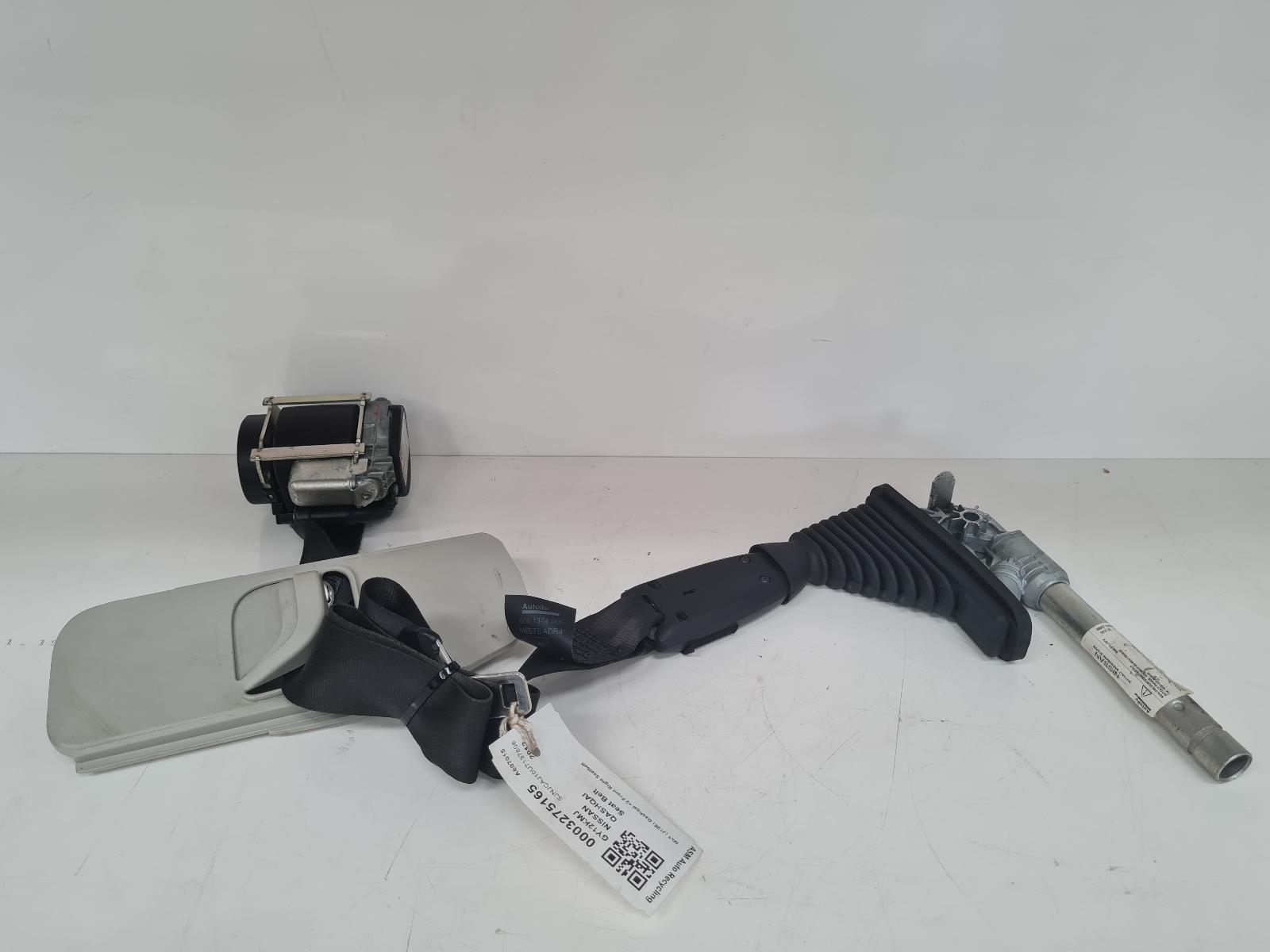 View Auto part Seat Belt Nissan Qashqai 2012