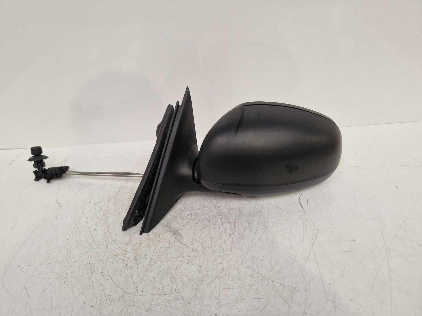 View Auto part L Door Mirror Skoda Fabia 2009