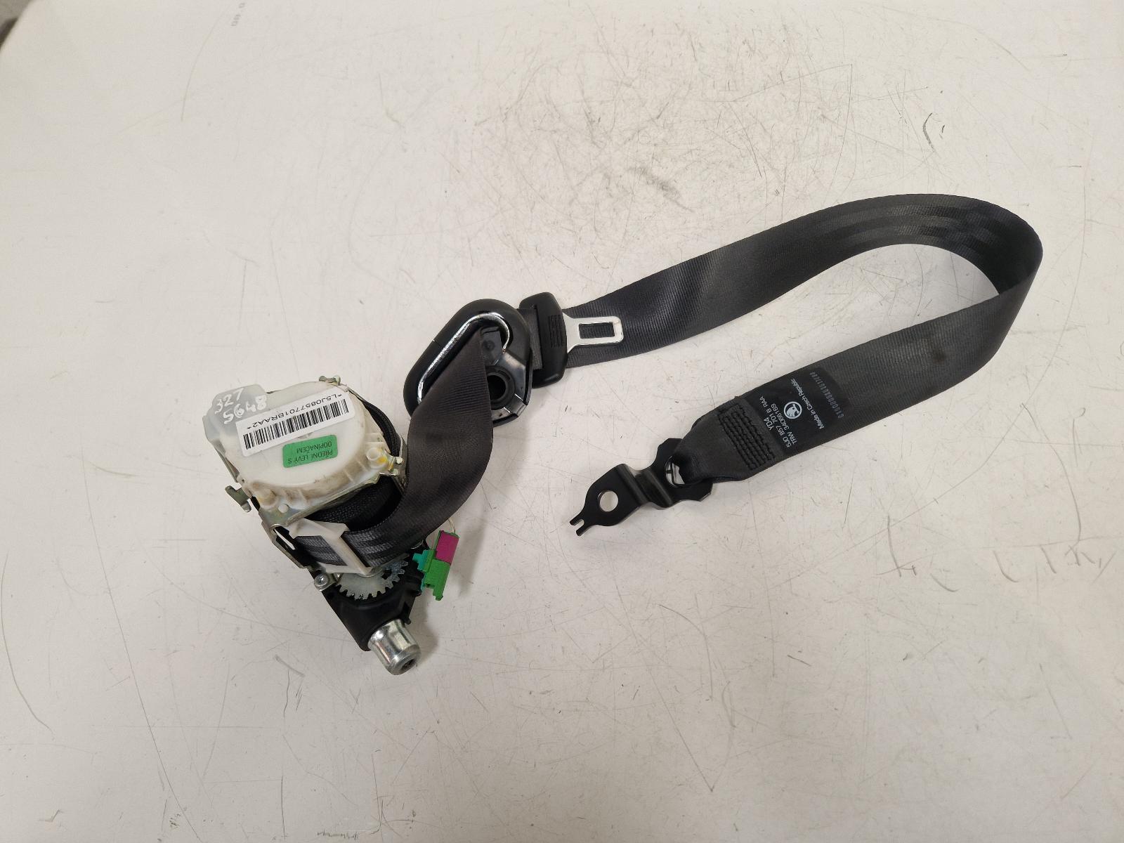 View Auto part Seat Belt Skoda Fabia 2009