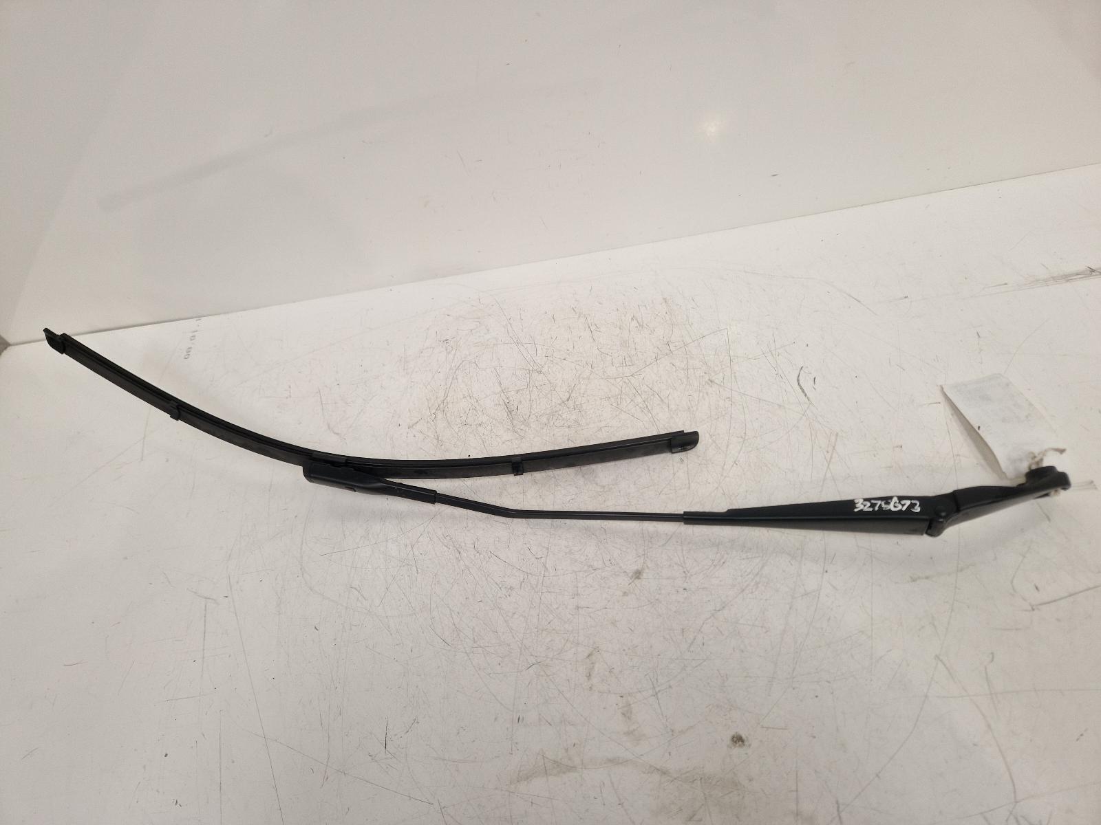 View Auto part Wiper Arm Audi A5 2012
