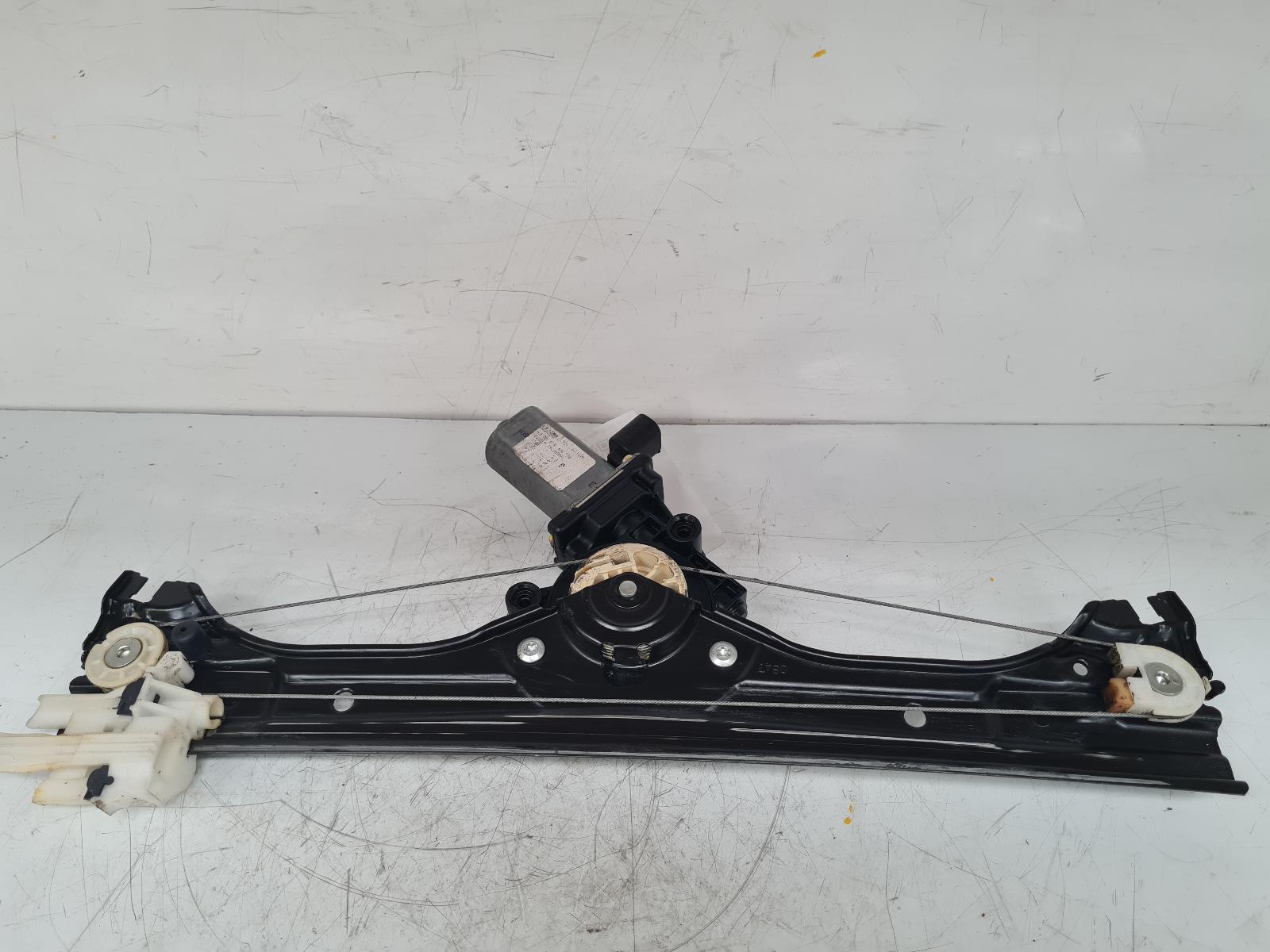 View Auto part RF Window Regulator Fiat 500 2009