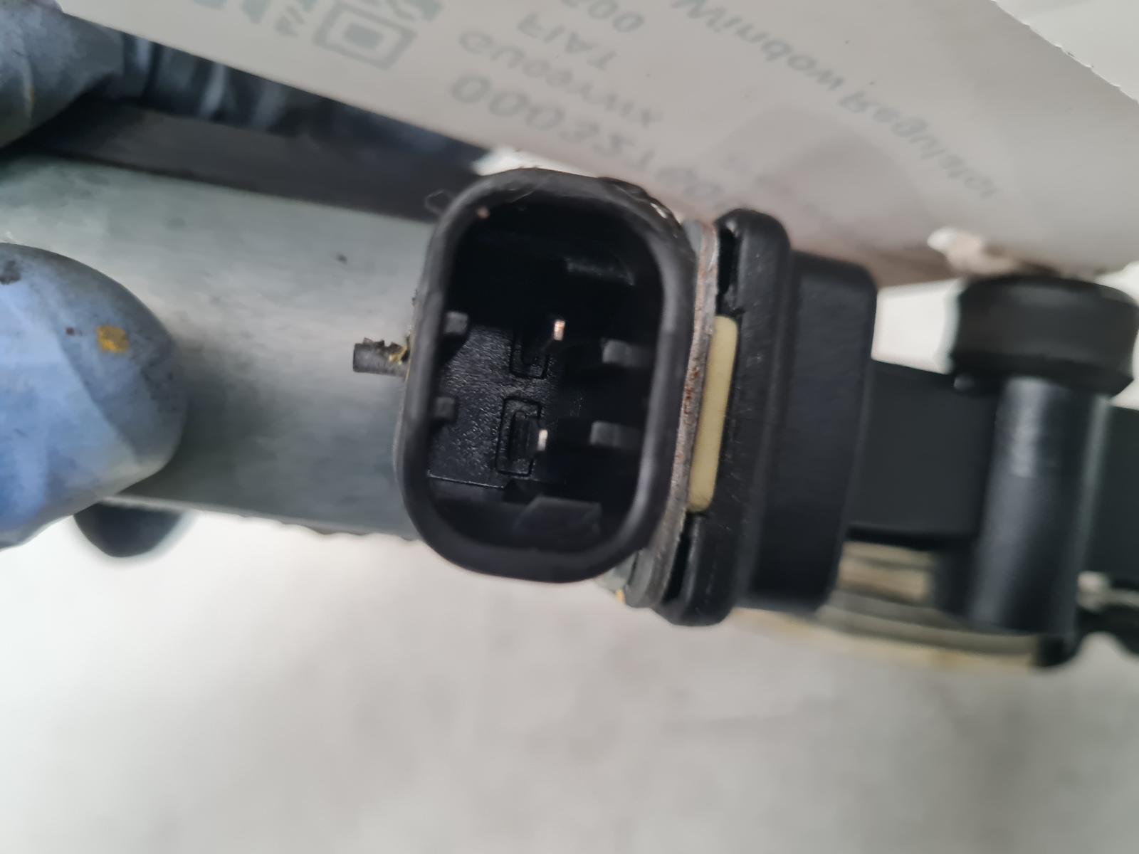 View Auto part RF Window Regulator Fiat 500 2009