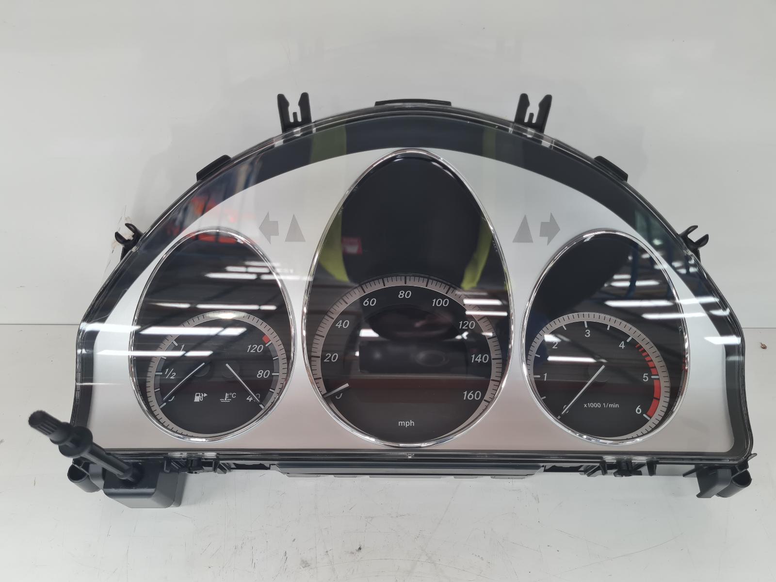 View Auto part Speedometer Mercedes C Class 2009