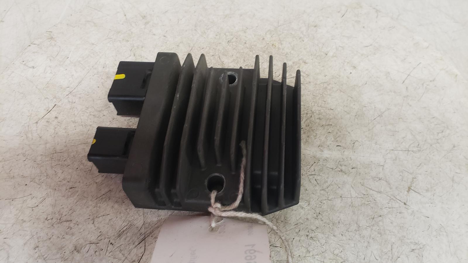 View Auto part Regulator/Rectifier Honda Nss 350 2024