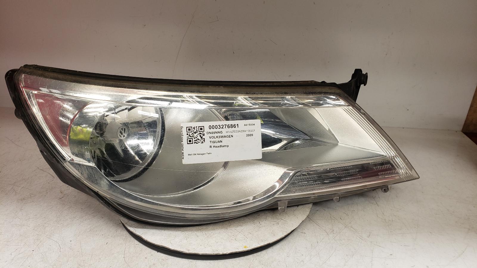 View Auto part R Headlamp Volkswagen Tiguan 2009