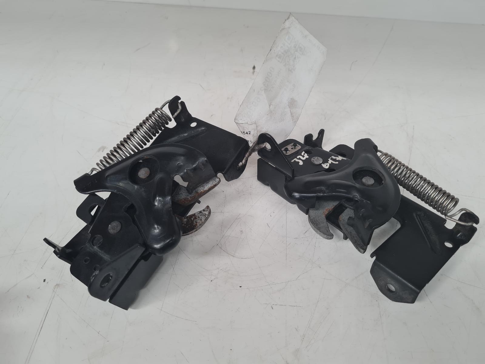 View Auto part Bonnet Latch Bmw 1 Series 2014