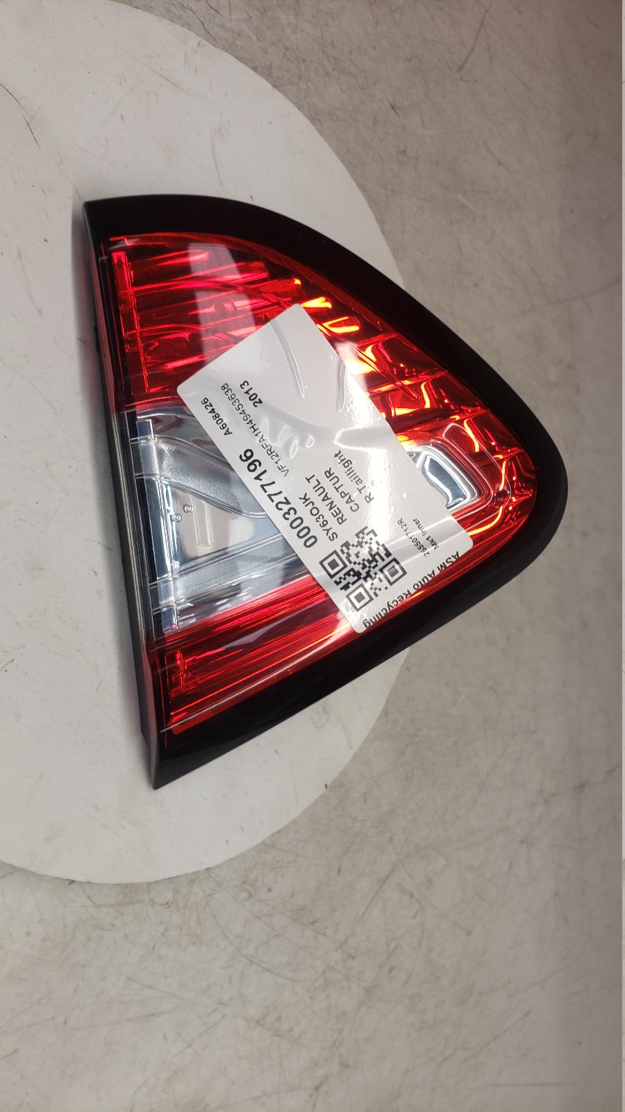View Auto part R Taillight Renault Captur 2013